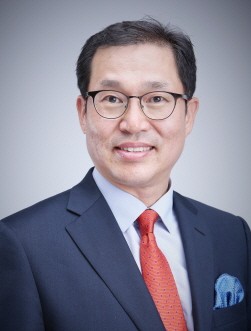 최창욱 회장