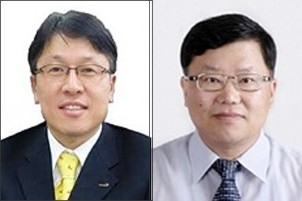 사진 원쪽이 이동희 원장, 오른쪽은 김진석 기획조정관