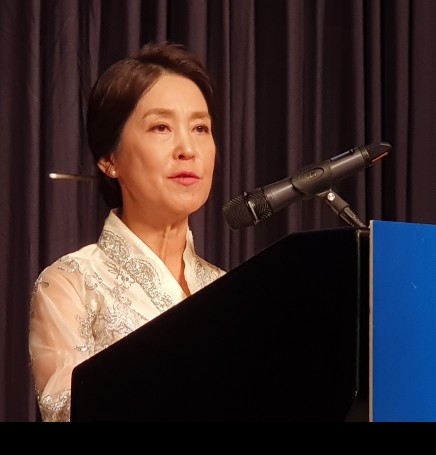 백완숙 동문 회장