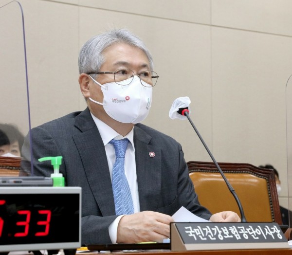 김용익 건보공단 이사장(사진 제공: 국회 보건복지위 전문기자협의회).