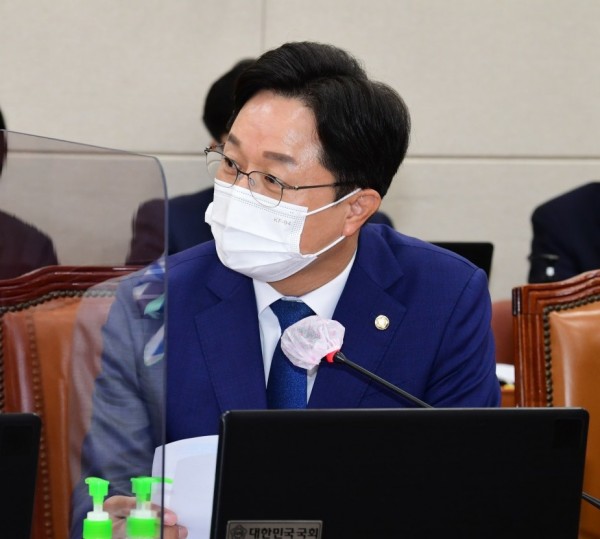 더불어민주당 강병원 의원(사진 제공: 국회 보건복지위 전문기자협의회).