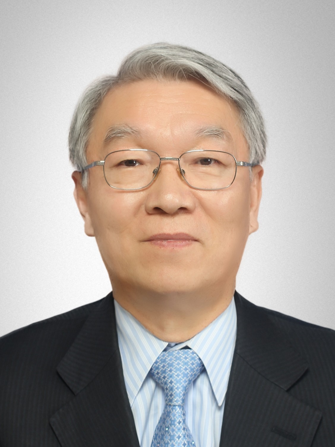 심창구 서울대 명예교수