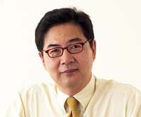 레알성형외과 김수신 박사 (성형외과 전문의 / 의학박사)