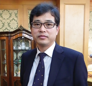 김동길 강남구약사회장.