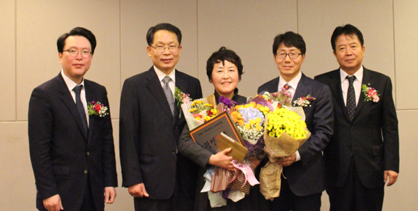 시민추천 모범약국으로  선정된 광민약국 이명희약사