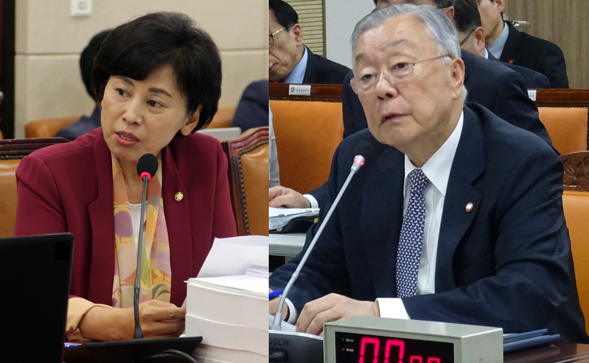 남인순 의원(왼쪽)과 성상철 이사장