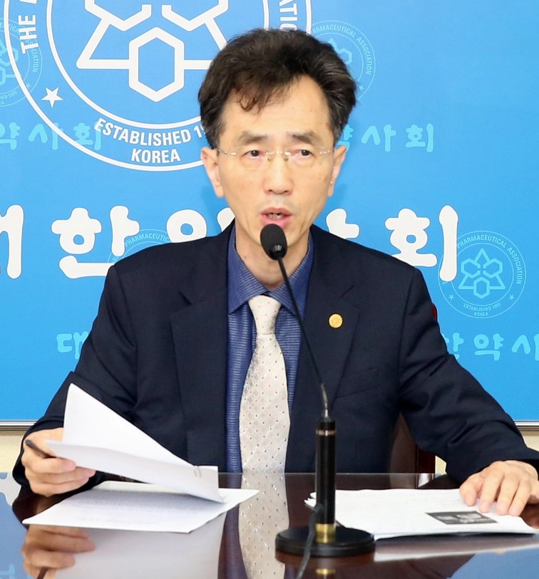 강봉윤 대한약사회 정책위원장