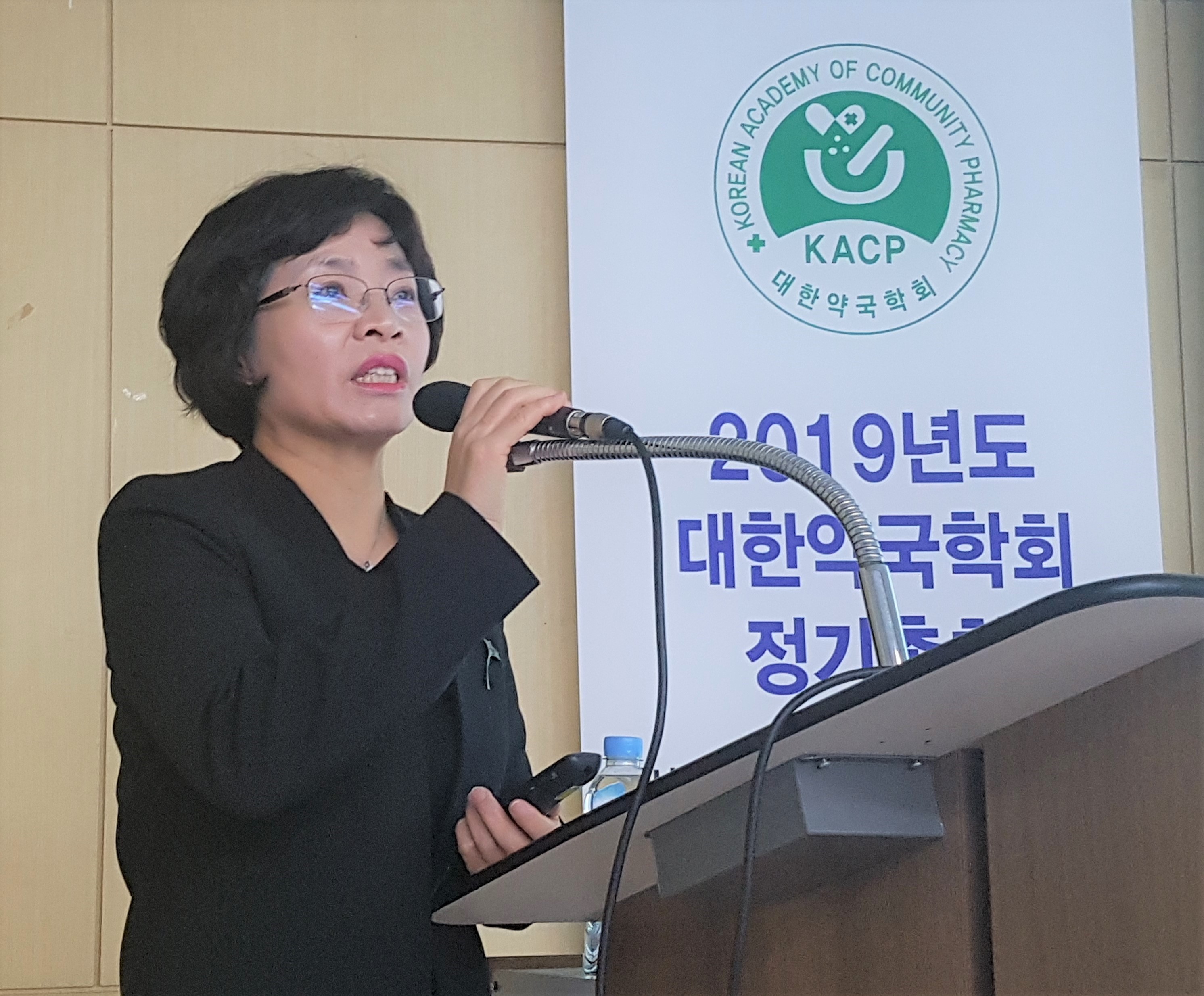 최원희 센터장